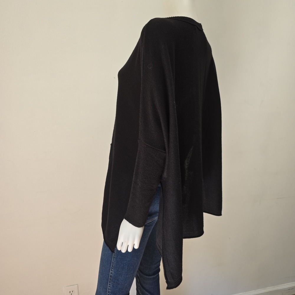 Mersea Catalina One Size Sweater Top Black Pockets Split Sides Relaxed Coastal - Picture 4 of 9